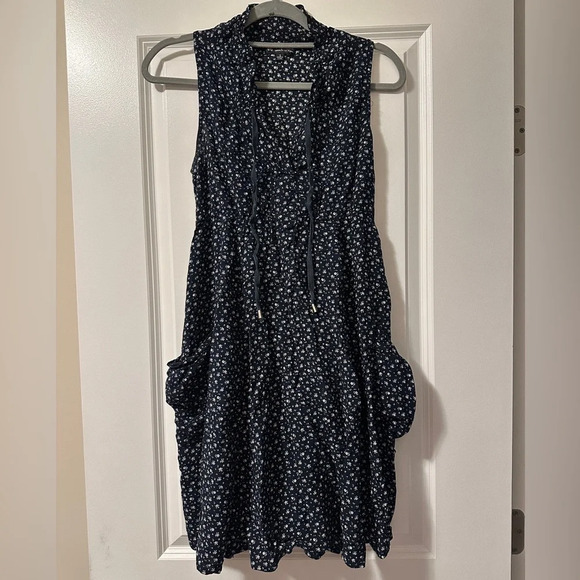 Papillon Floral printed Sleeveless sundress navy white|size small - Picture 1 of 3
